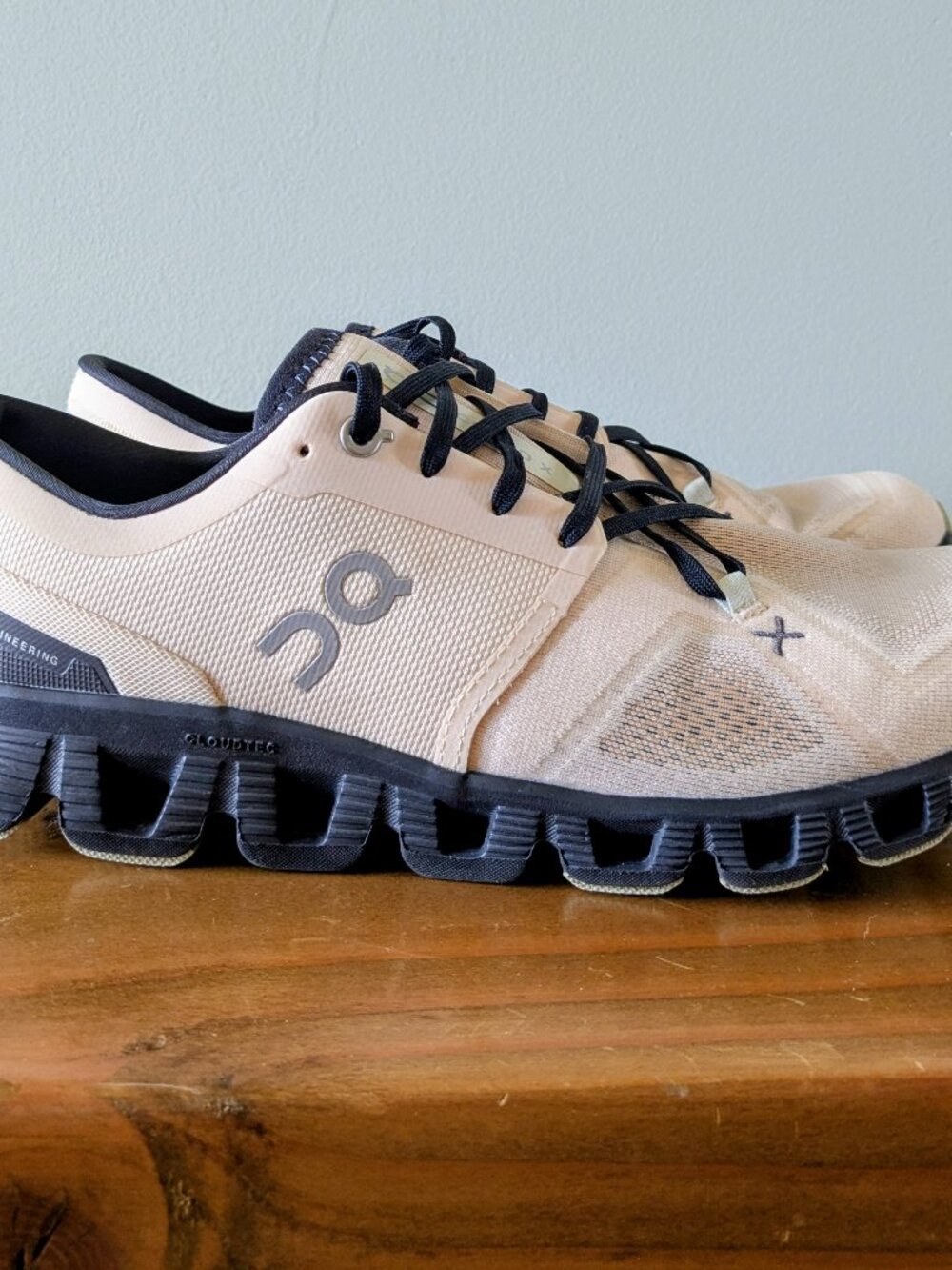 On Cloud X 3 Running Shoes Women's 11 Fawn/Magnet